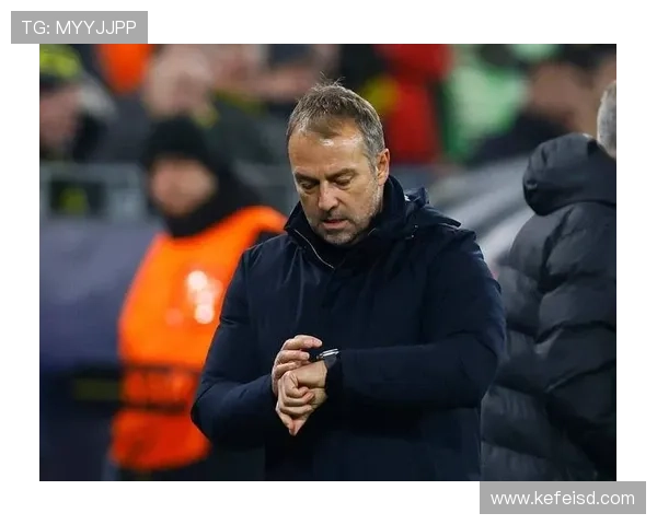 拉菲尼亚在超级杯中双响助球队夺冠，表现稳健引发关注